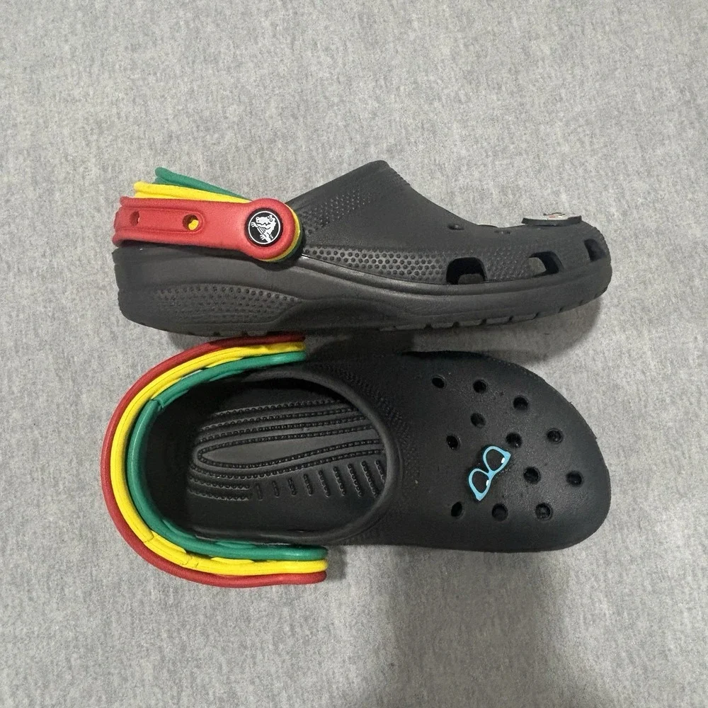 Crocs Classic Clog Black Triple Strap Red Yellow Green Jibbitz Mens 4 Womens 6